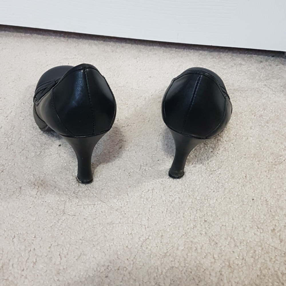 Shoes - Picture 3 of 5